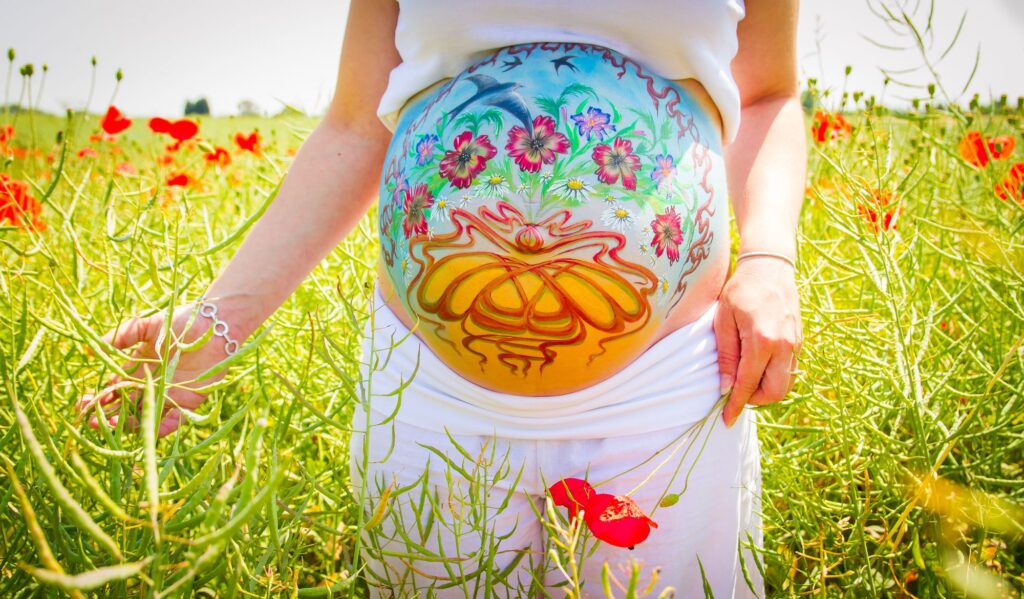Pregnancy bump painting
